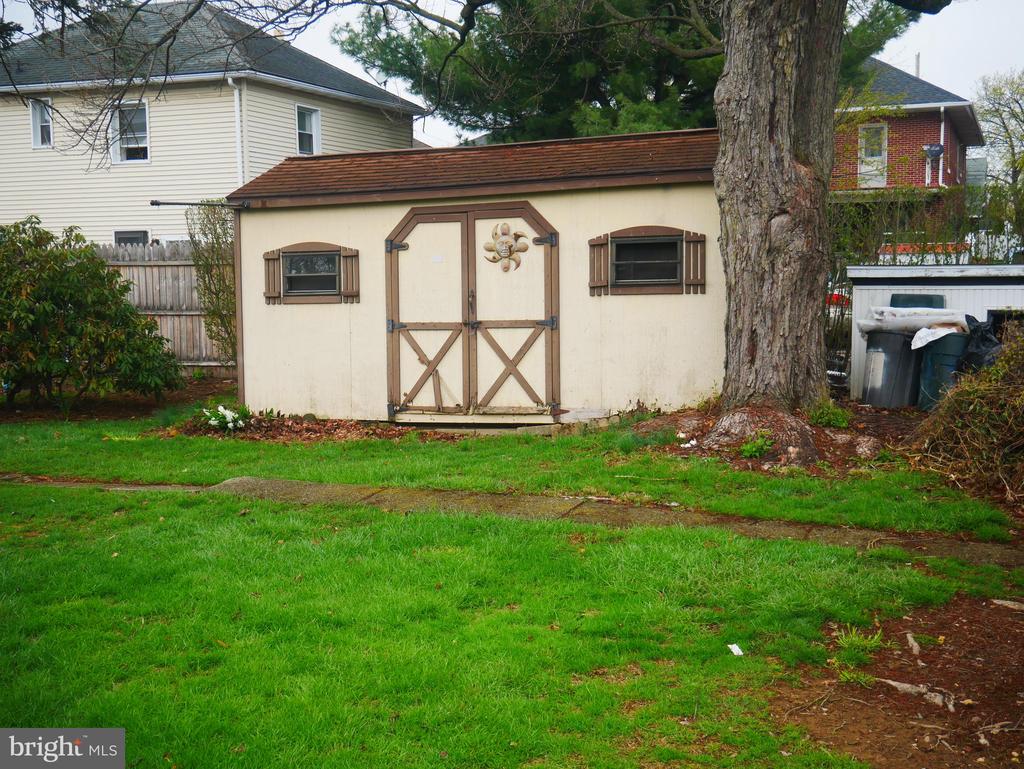 20 S Lingle Ave