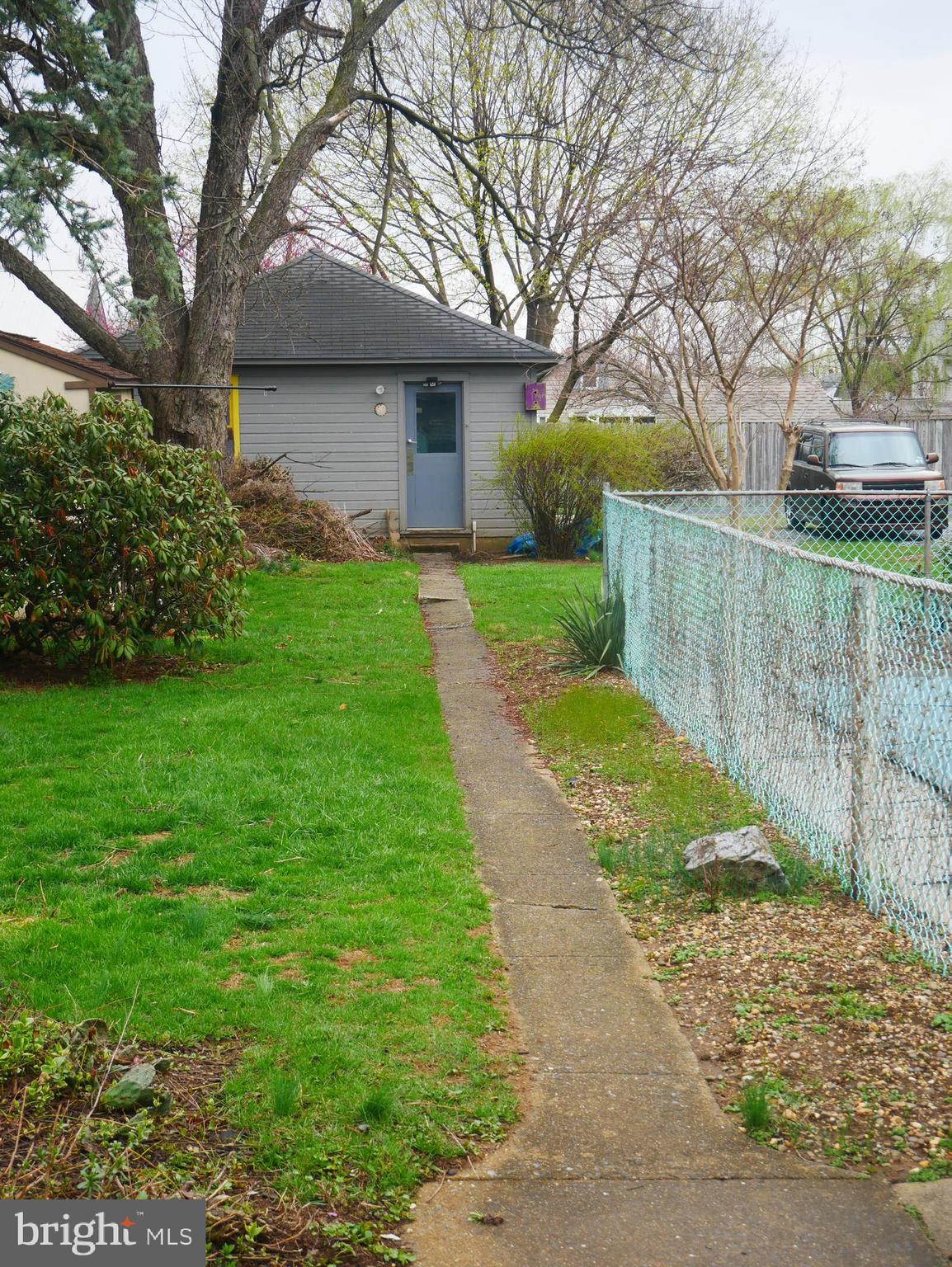 20 S Lingle Ave