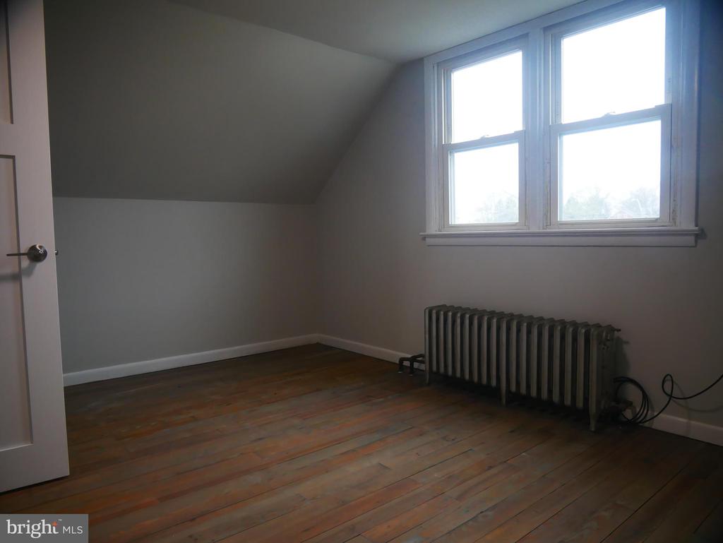 20 S Lingle Ave