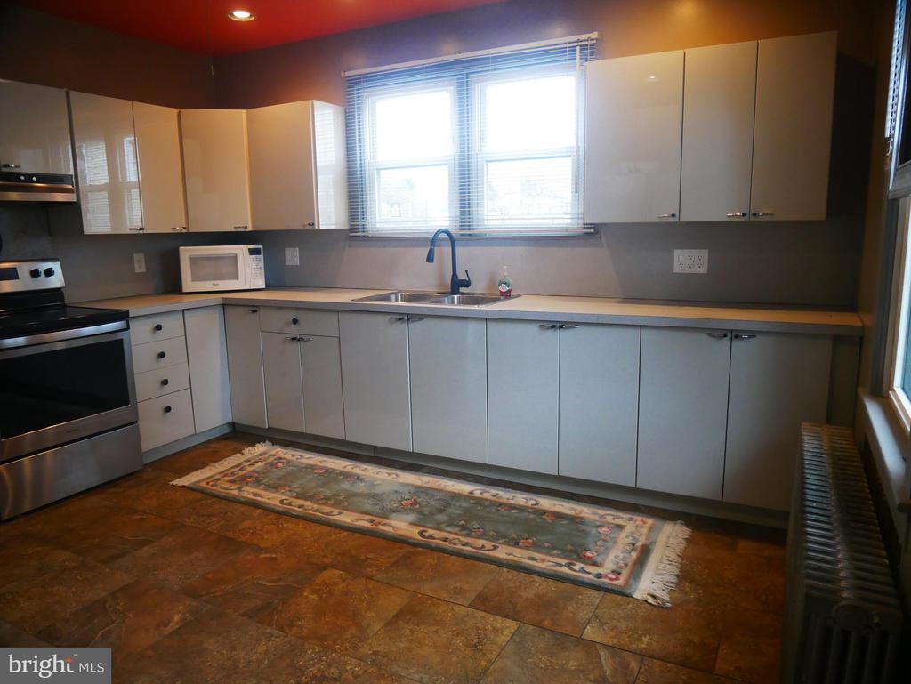 20 S Lingle Ave