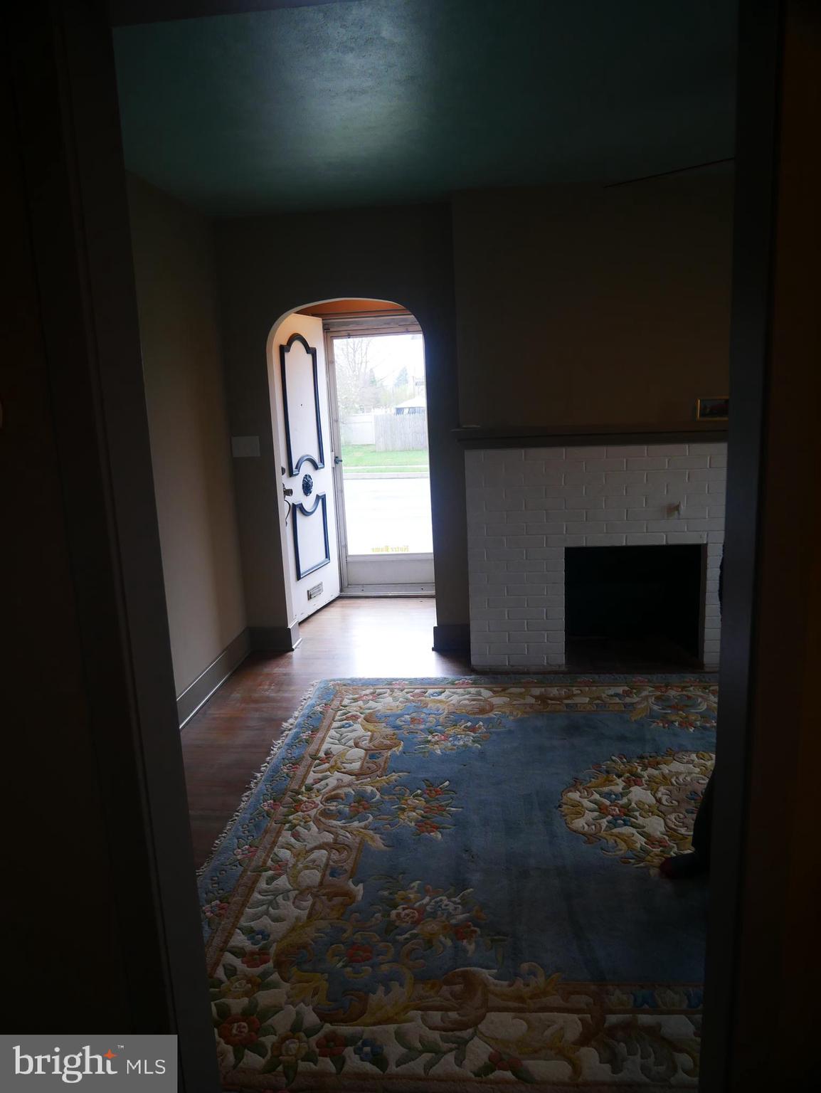 20 S Lingle Ave