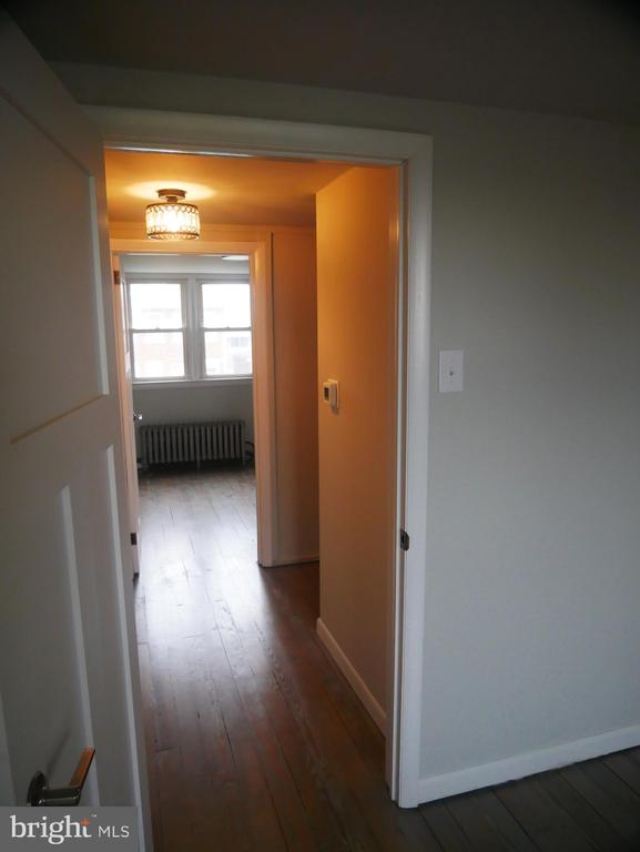 20 S Lingle Ave