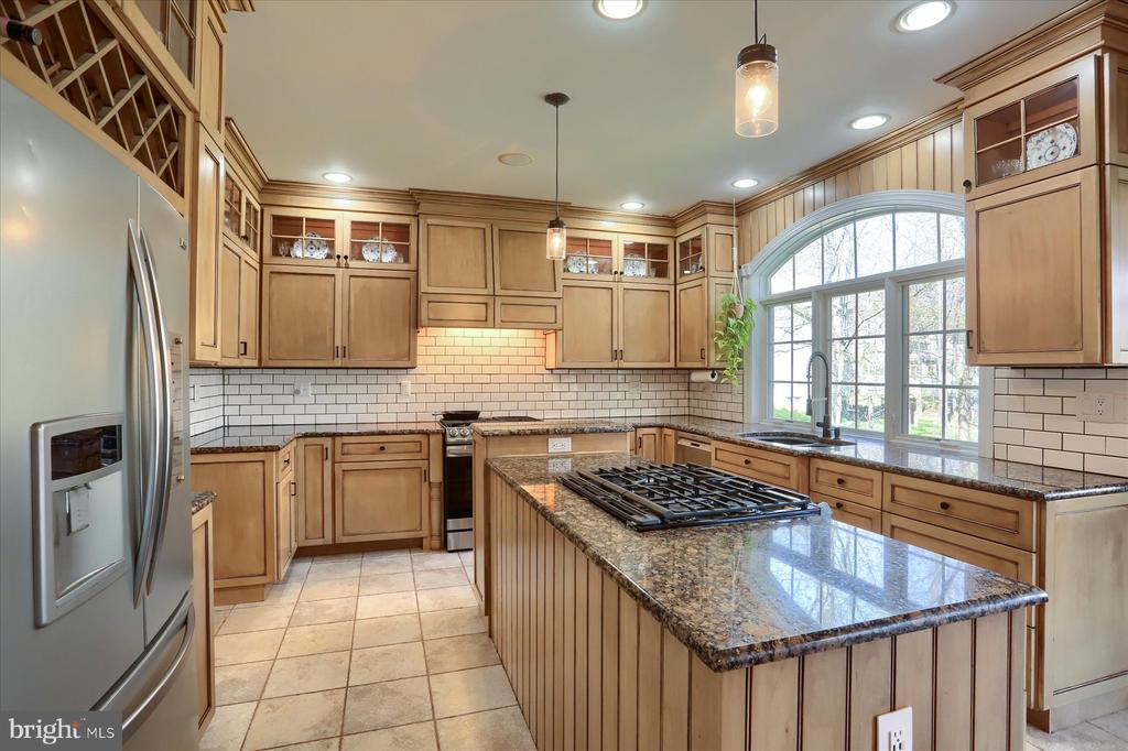 6 Mockingbird Ln