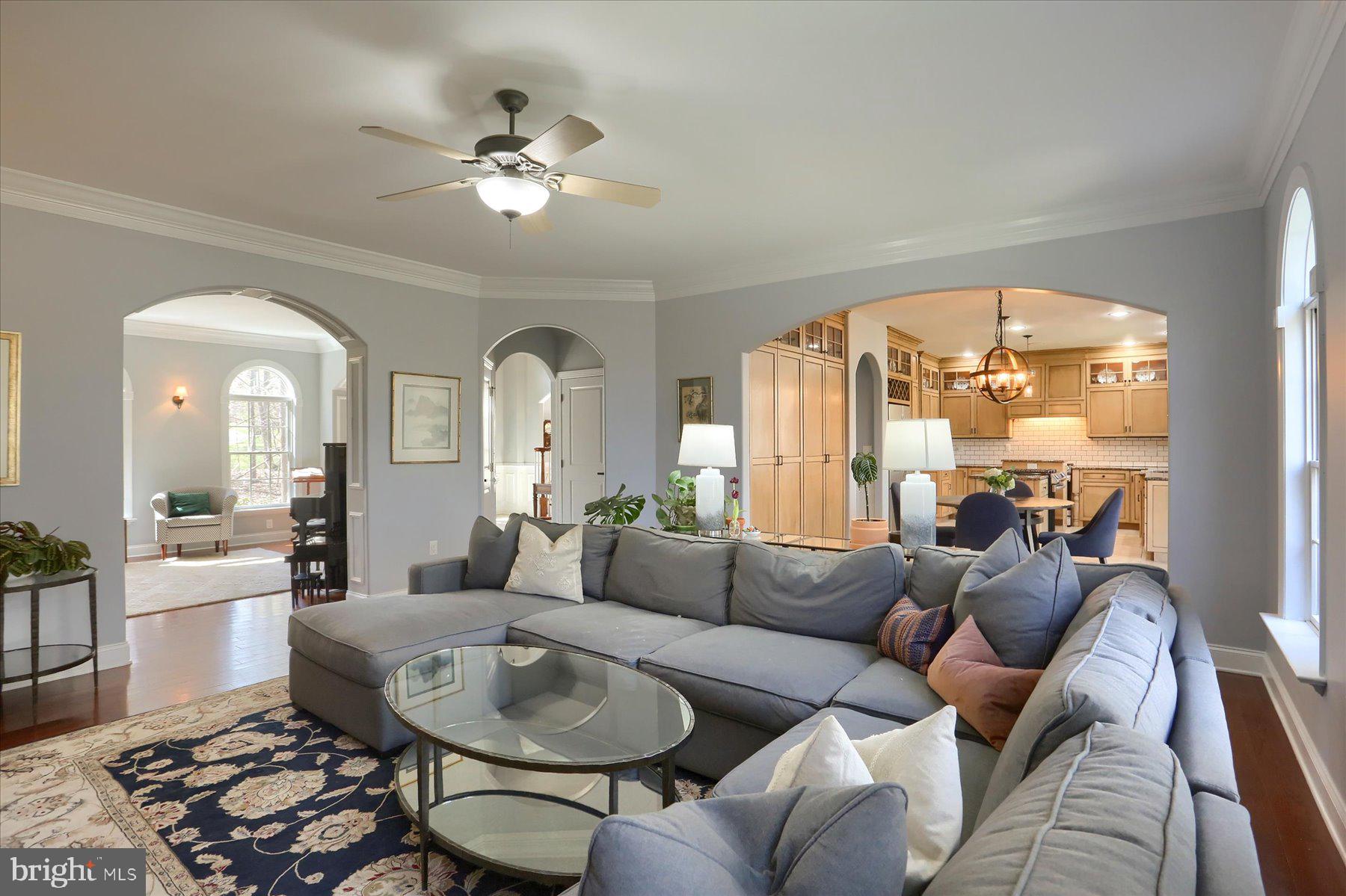 6 Mockingbird Ln