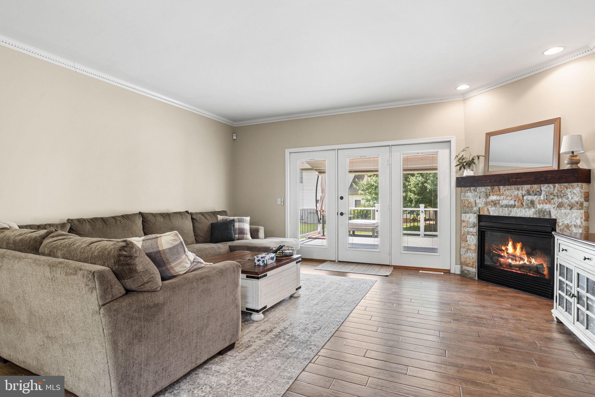 79 FAIRFAX LANE