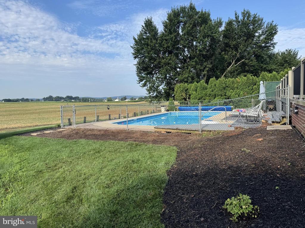 1325 MILL POND WAY