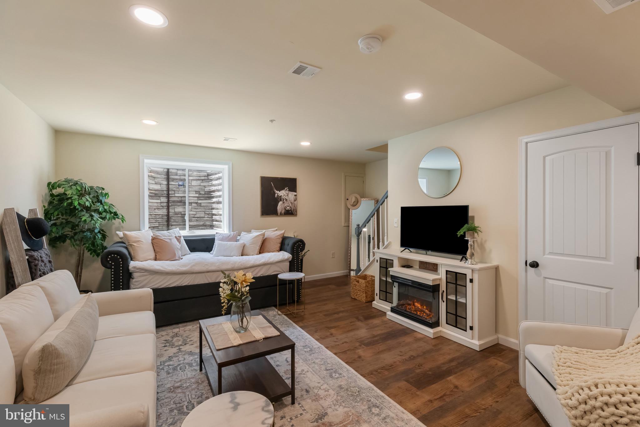 508 BYLER CIRCLE