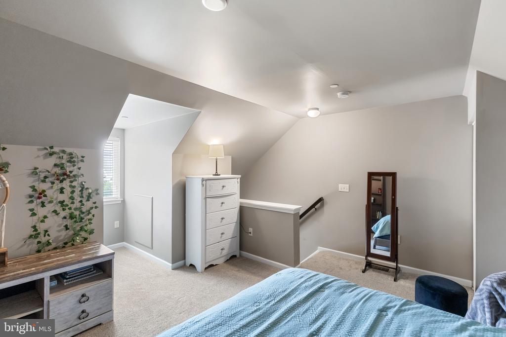 508 BYLER CIRCLE