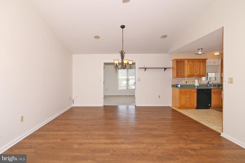 34 SCENIC DRIVE