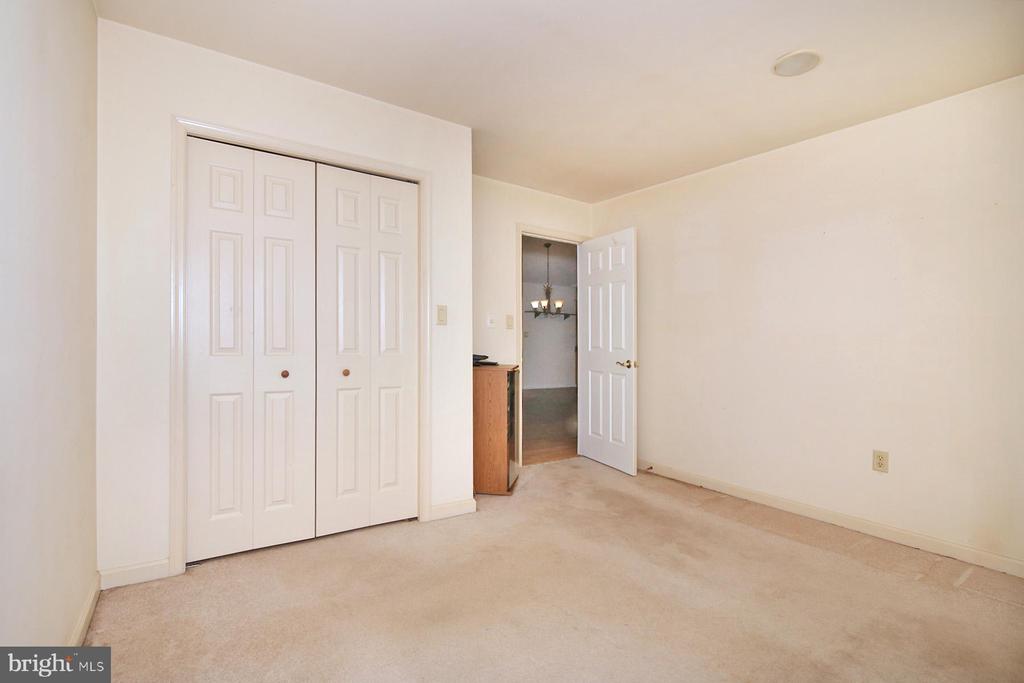 34 SCENIC DRIVE