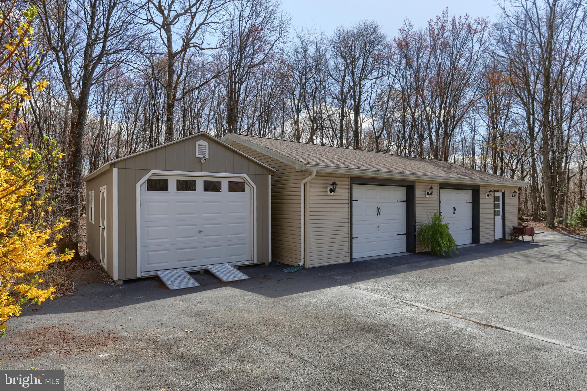 279 Hickory Ridge Rd