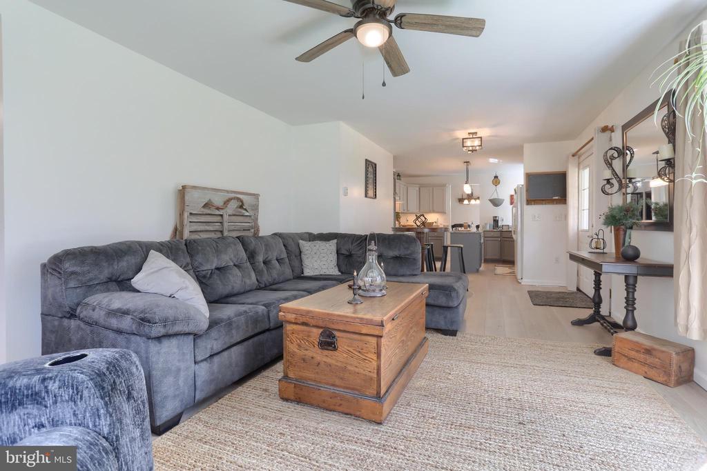 279 Hickory Ridge Rd
