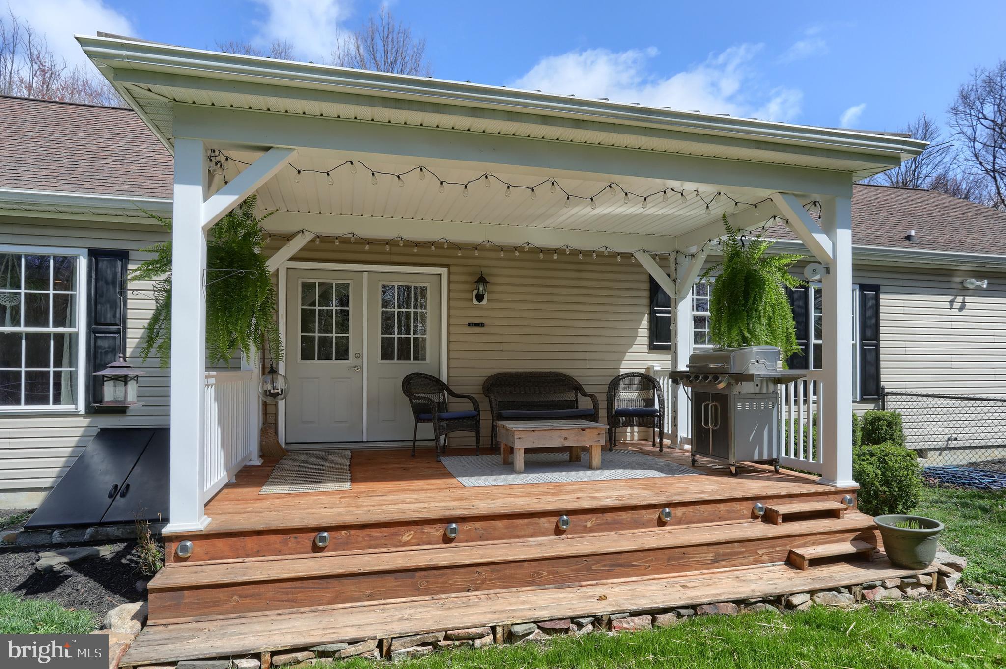 279 Hickory Ridge Rd
