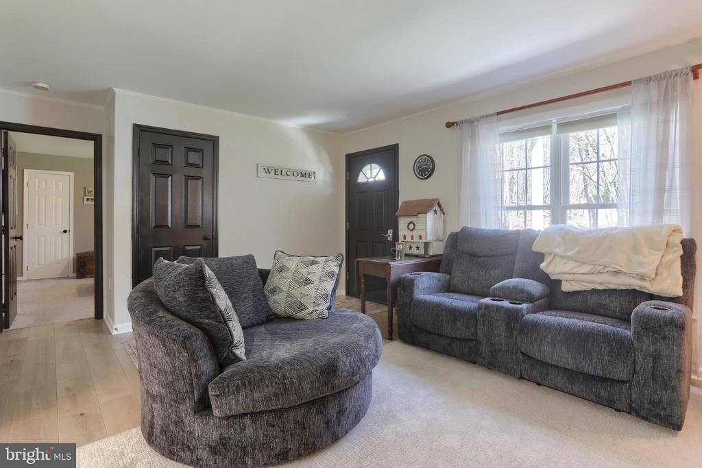 279 Hickory Ridge Rd