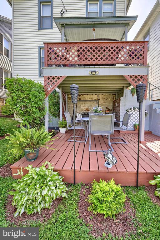 228 N 5TH STREET