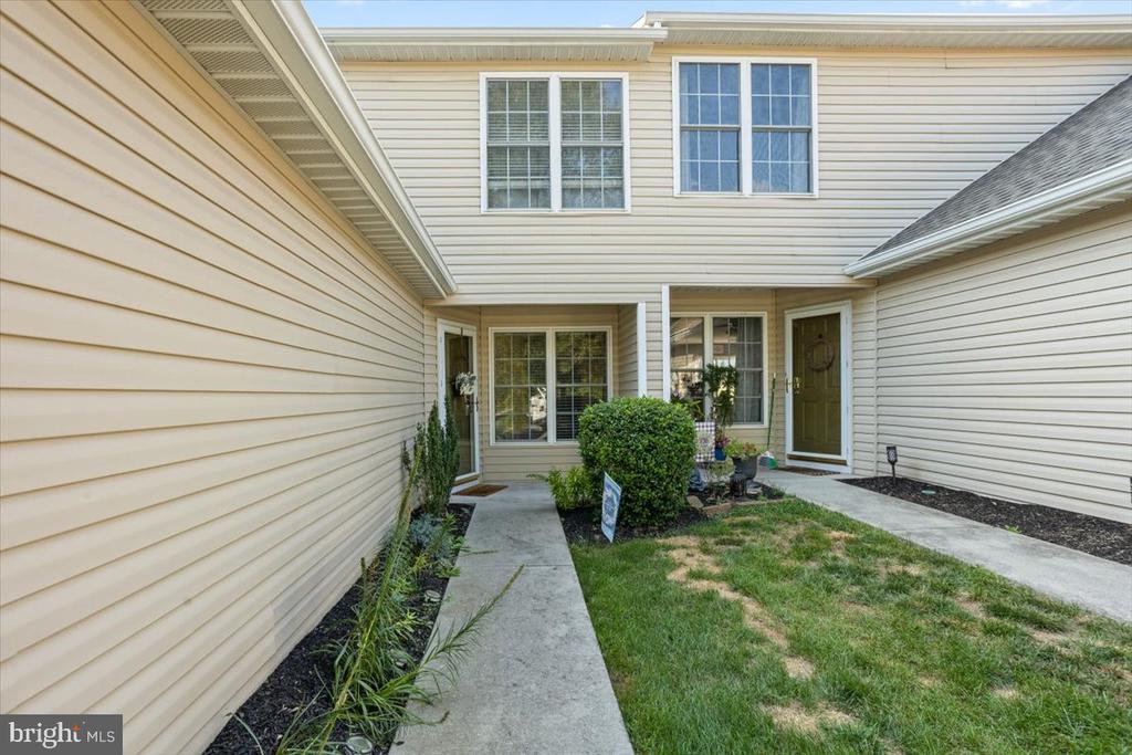 661 Teal Dr #15b