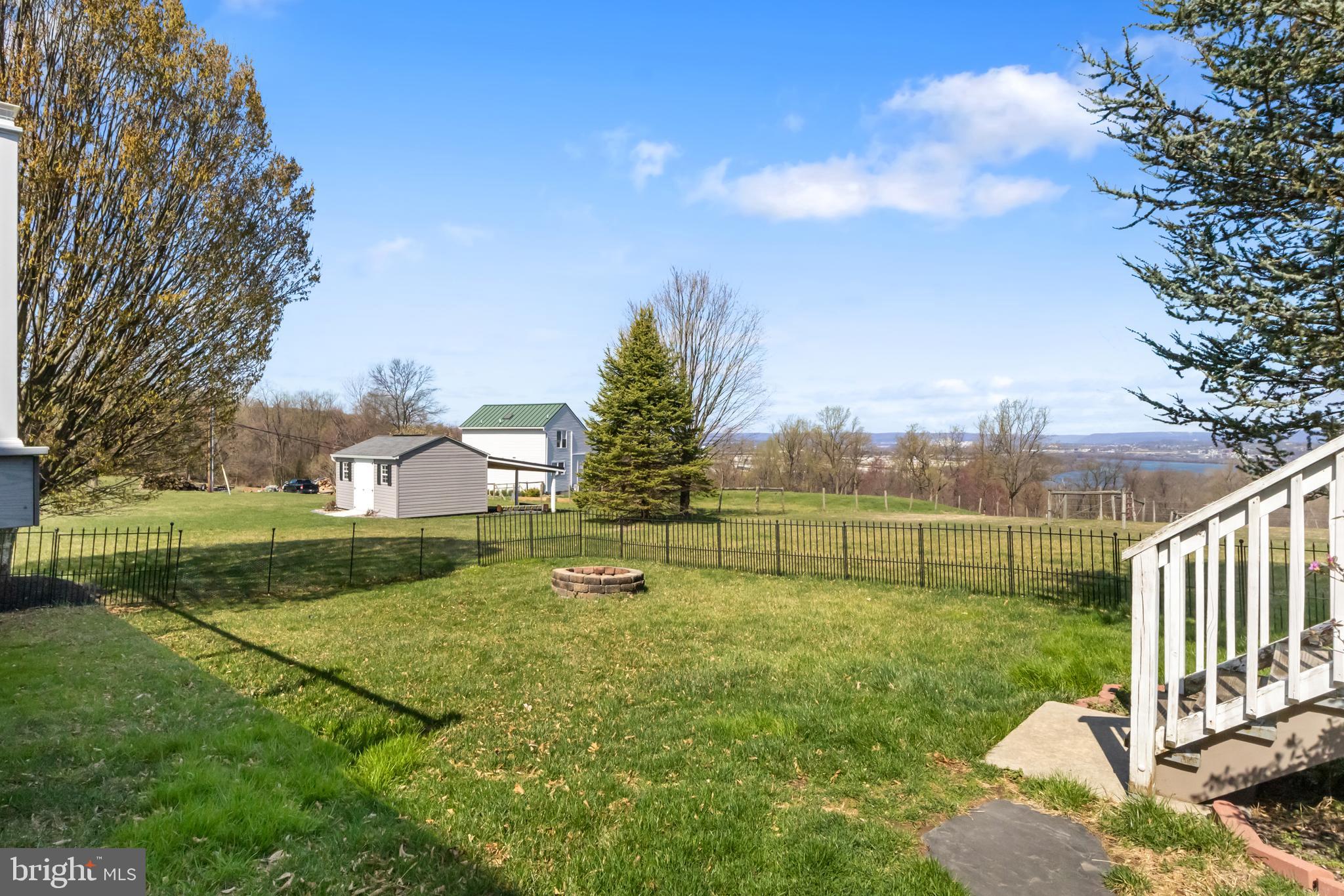 351 Thorley Rd