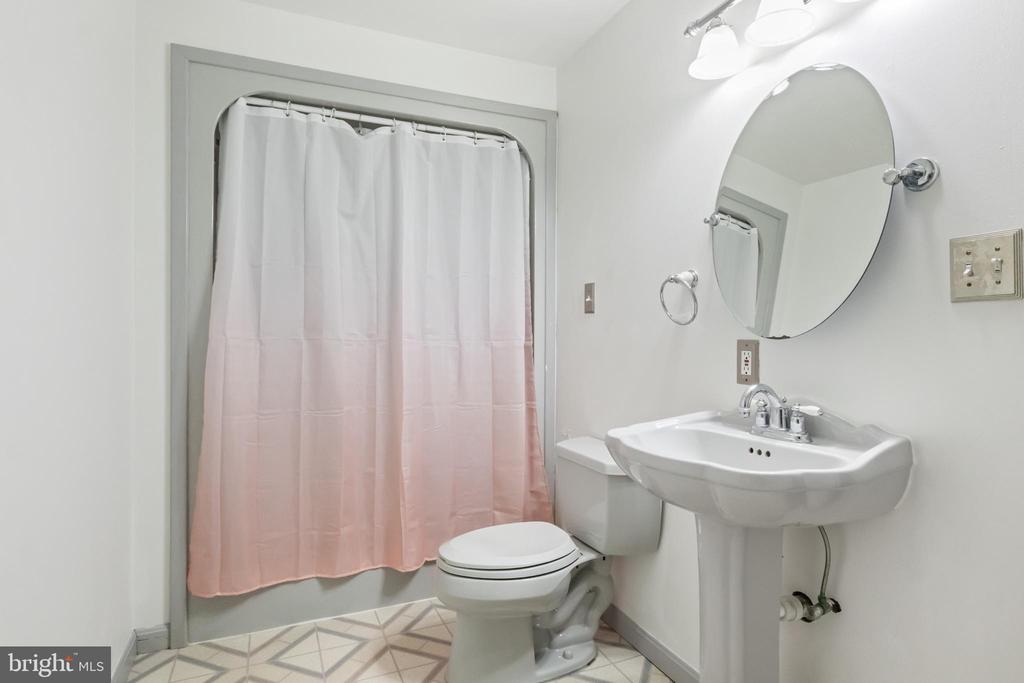 351 Thorley Rd