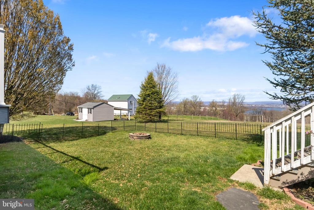 351 Thorley Rd