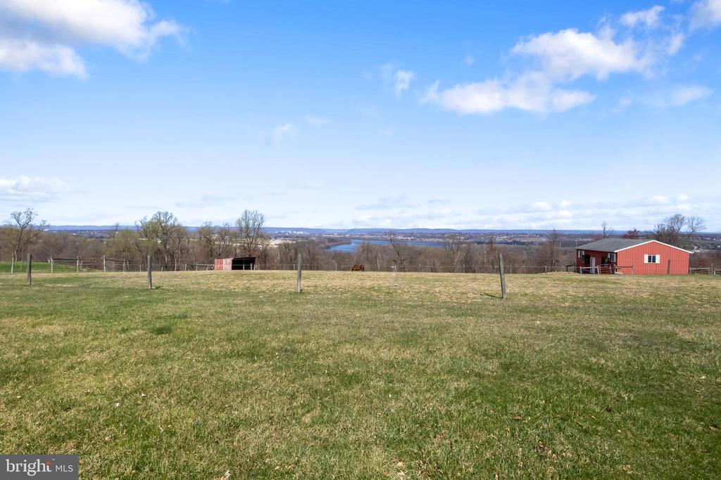 351 Thorley Rd