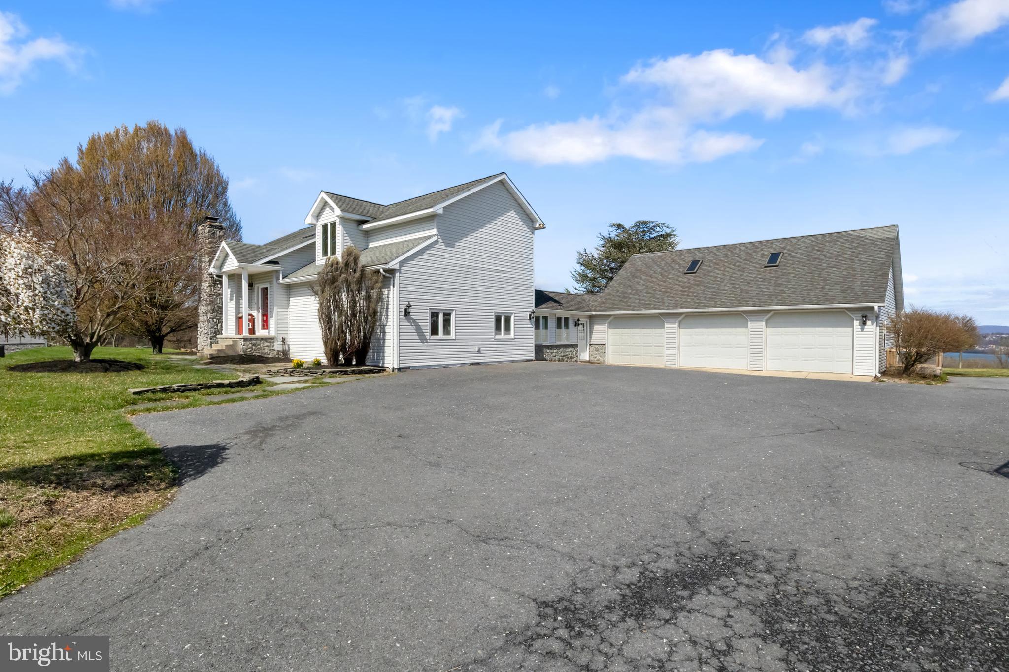 351 Thorley Rd