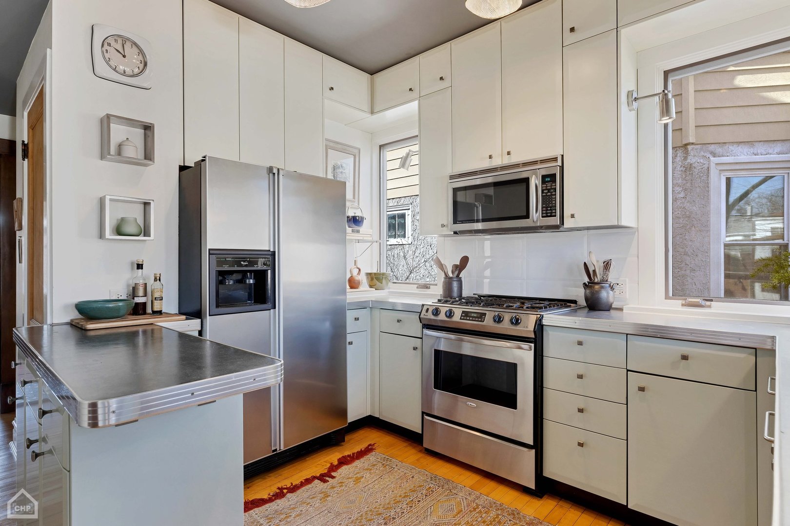 5124 W Pensacola Avenue