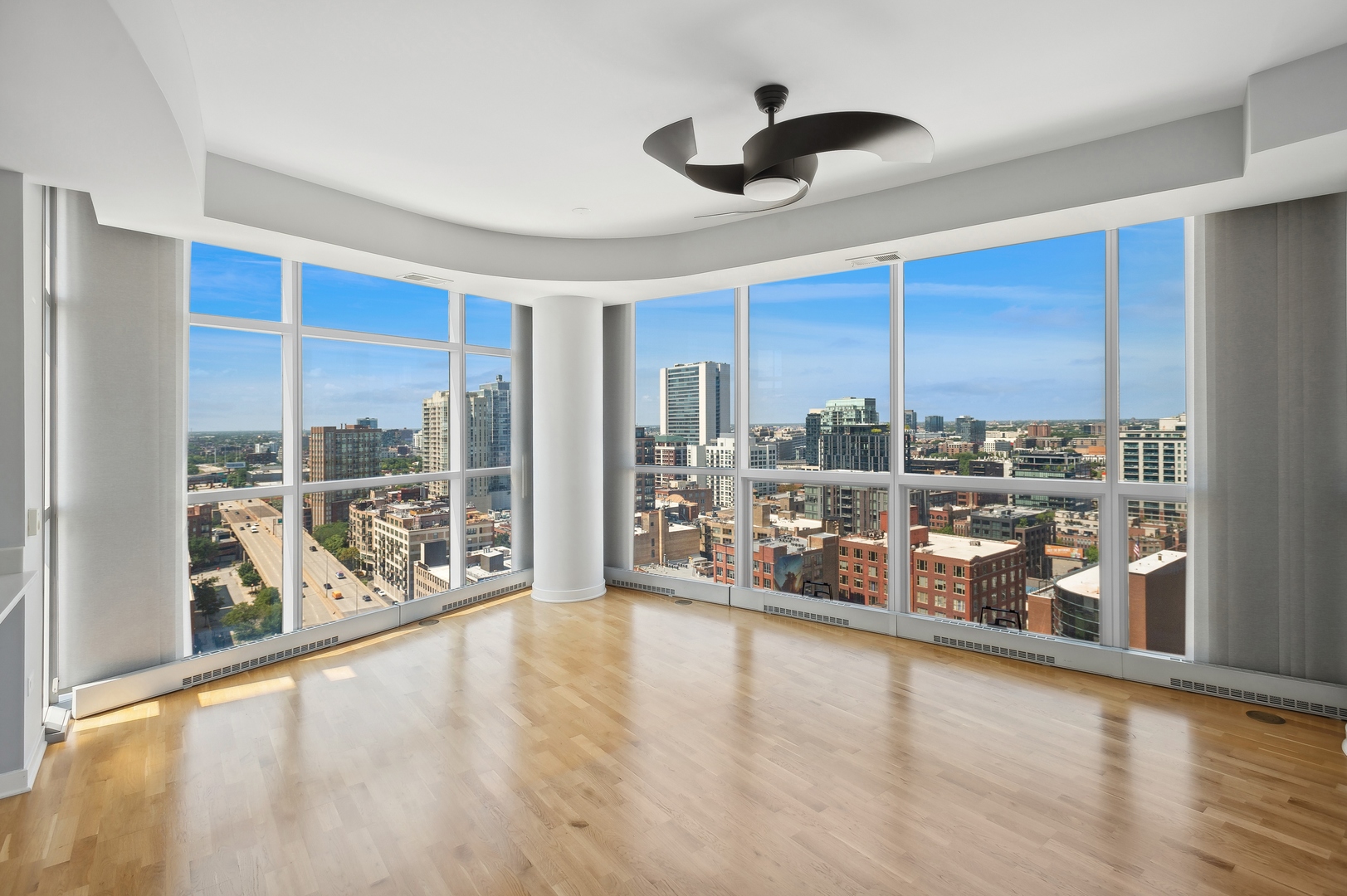 303 W Ohio Street Unit: 2107