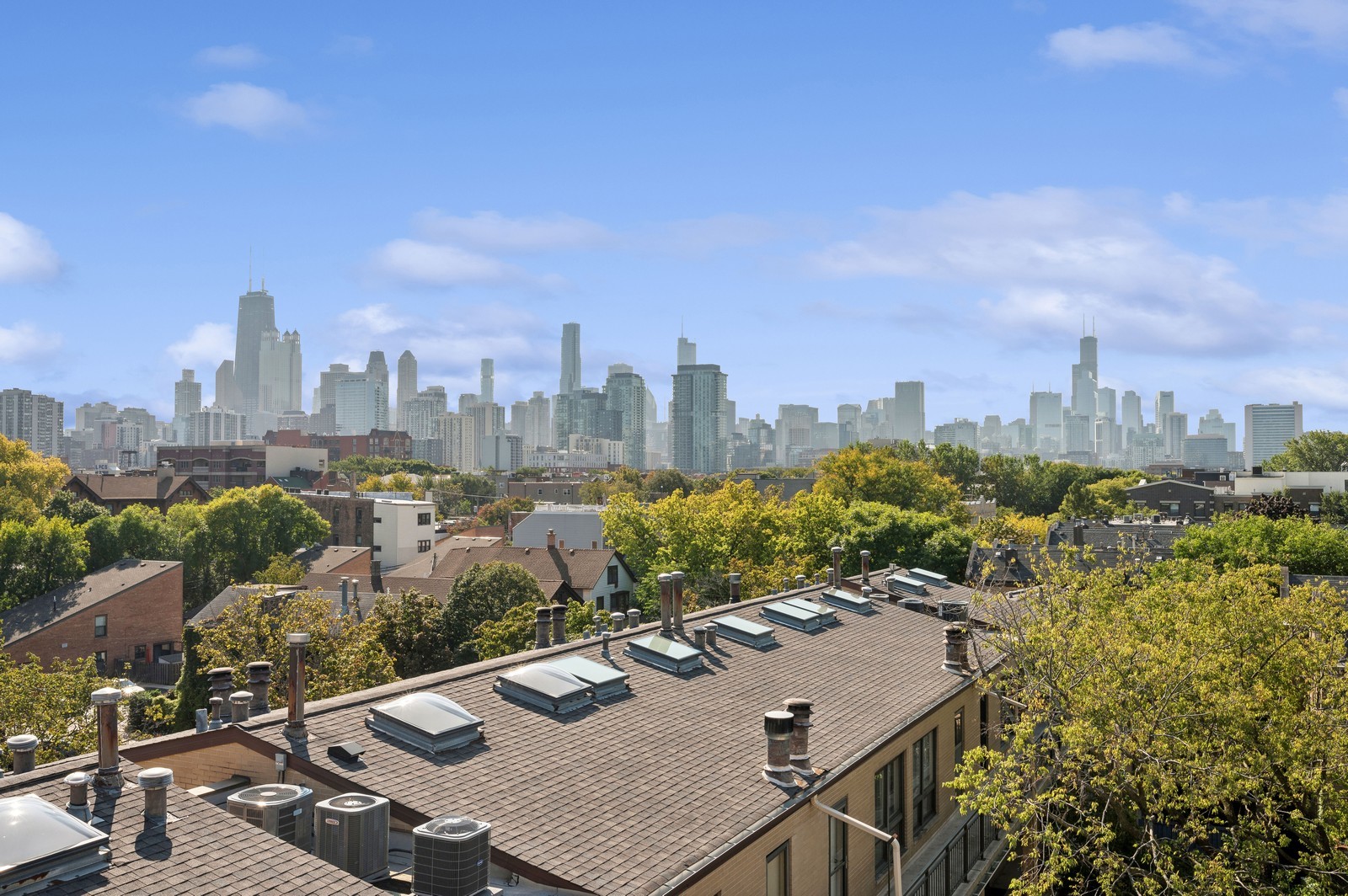 1654 N Mohawk Street Unit: 3