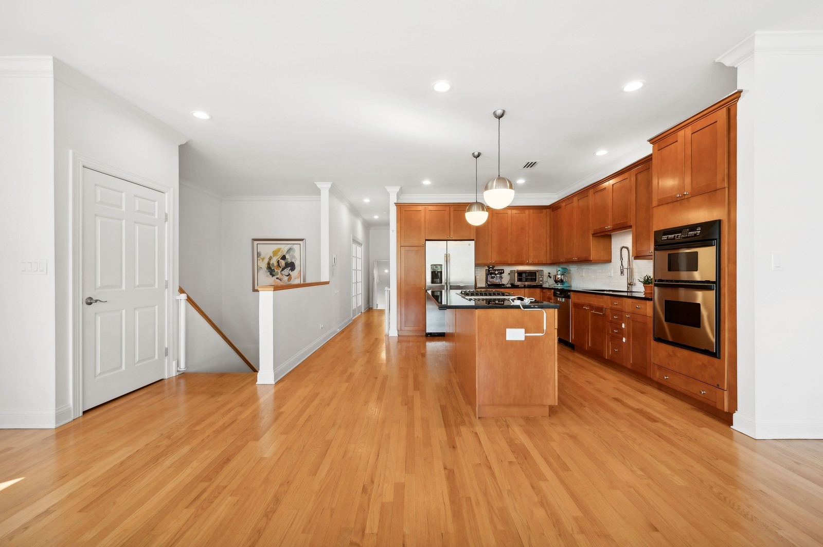 1654 N Mohawk Street Unit: 3