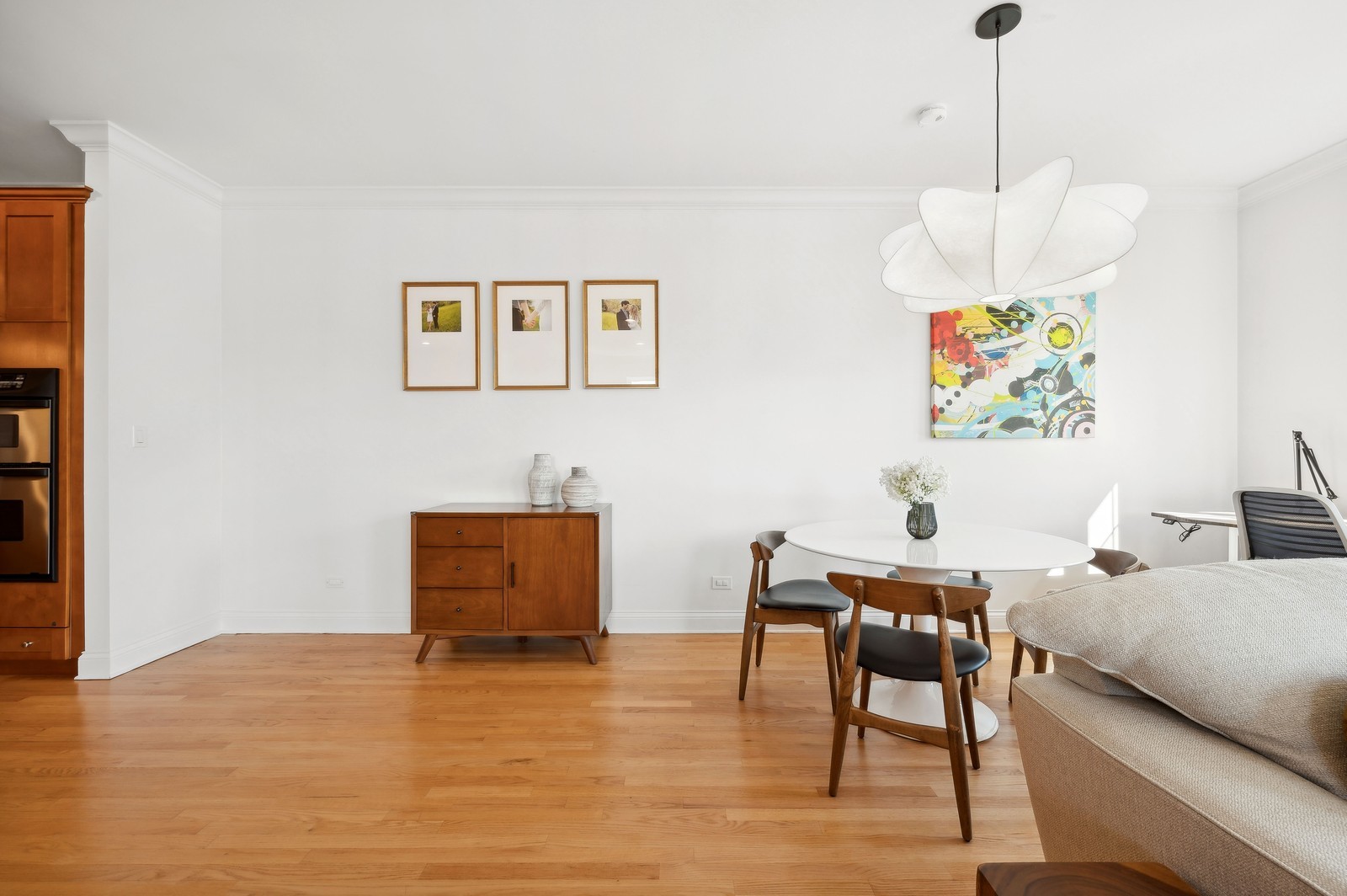 1654 N Mohawk Street Unit: 3
