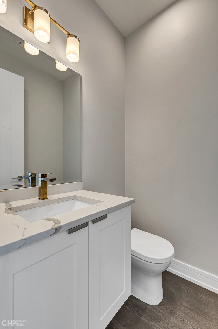 1328 W Hubbard Street Unit: 1