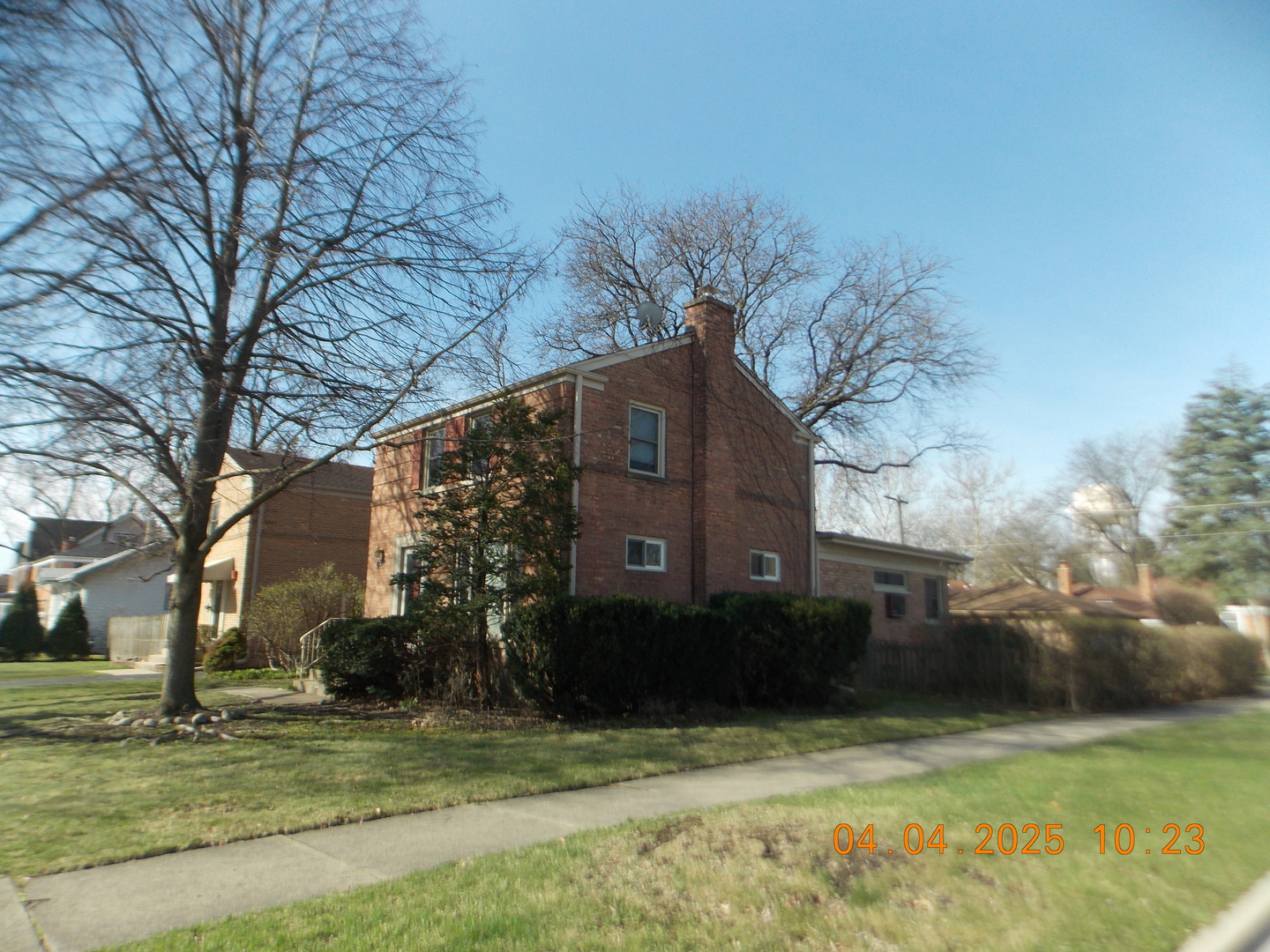 936 Newberry Avenue