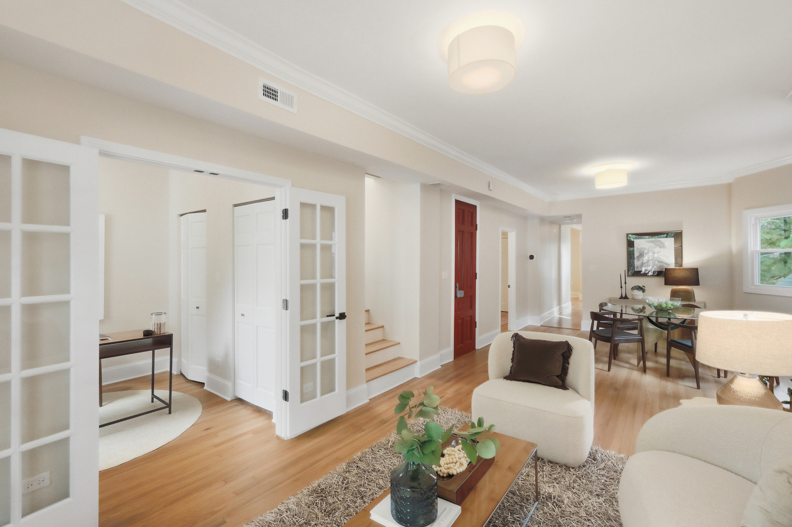 3053 N Seminary Avenue