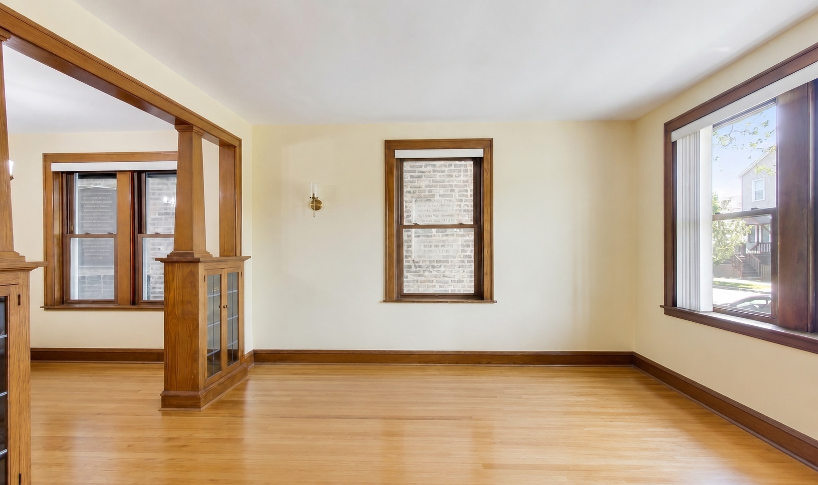 3427 S Emerald Avenue Unit: 1