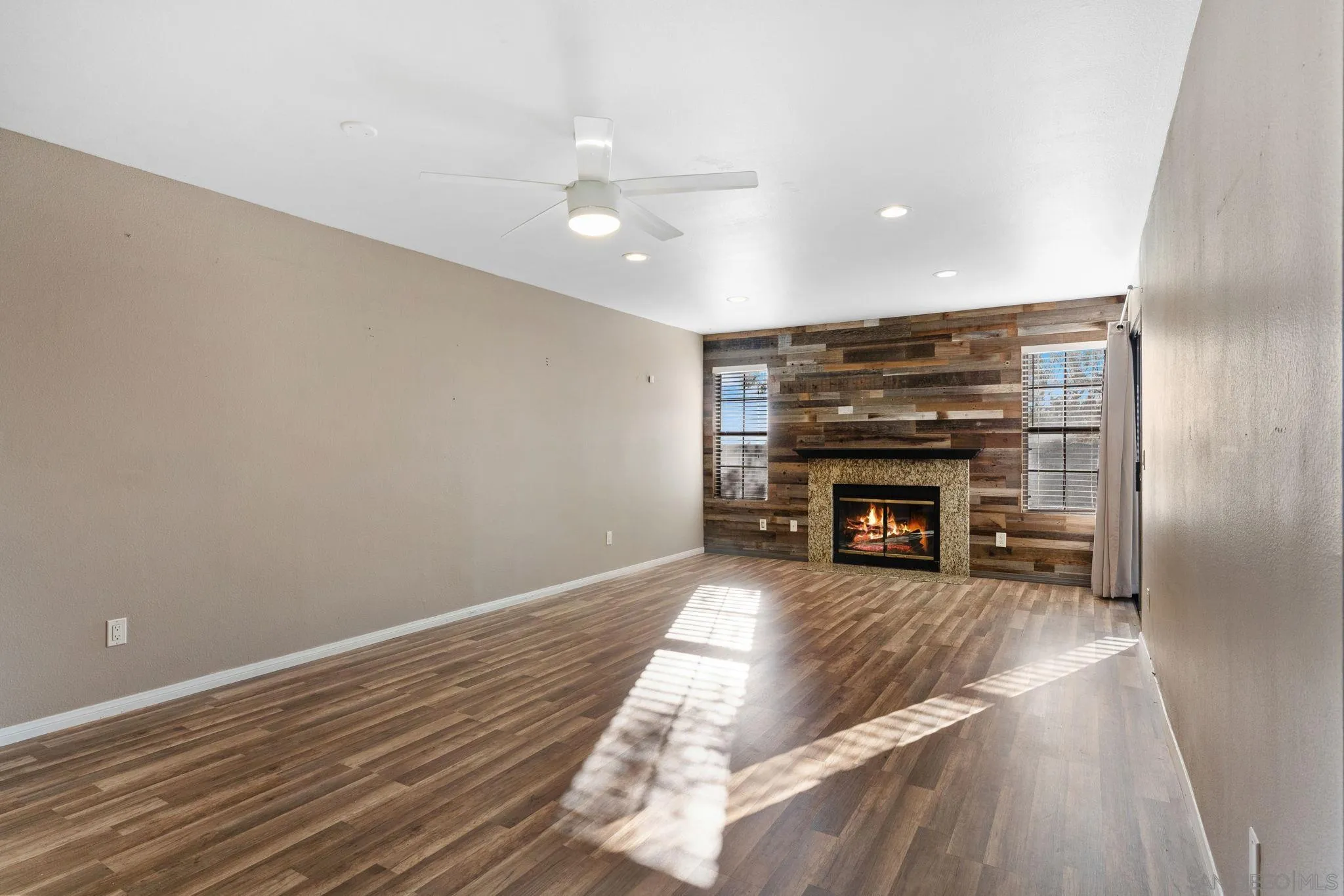 14942 Avenida Venusto # 99