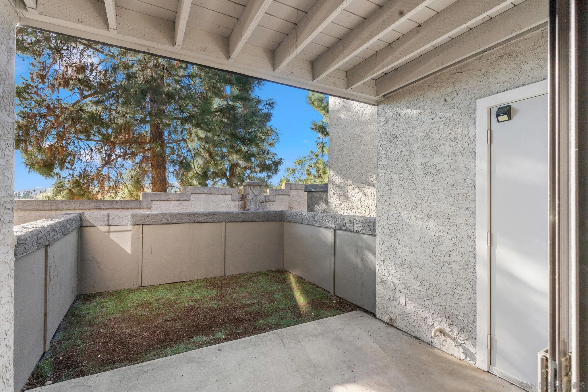 14942 Avenida Venusto # 99