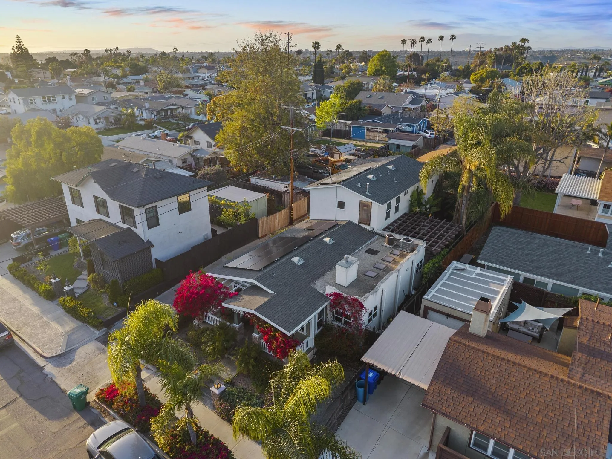 3330 Collier Ave