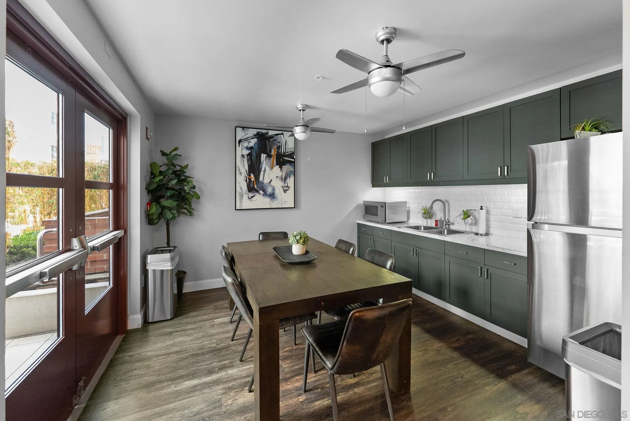 1150 J St Unit 202