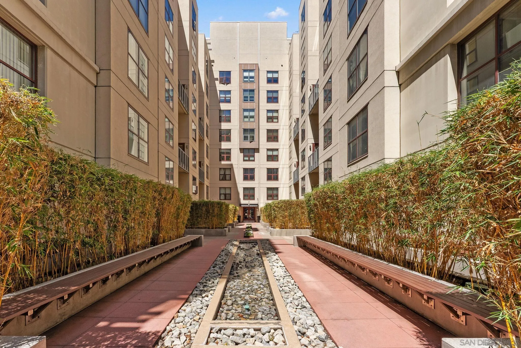 1150 J St Unit 202