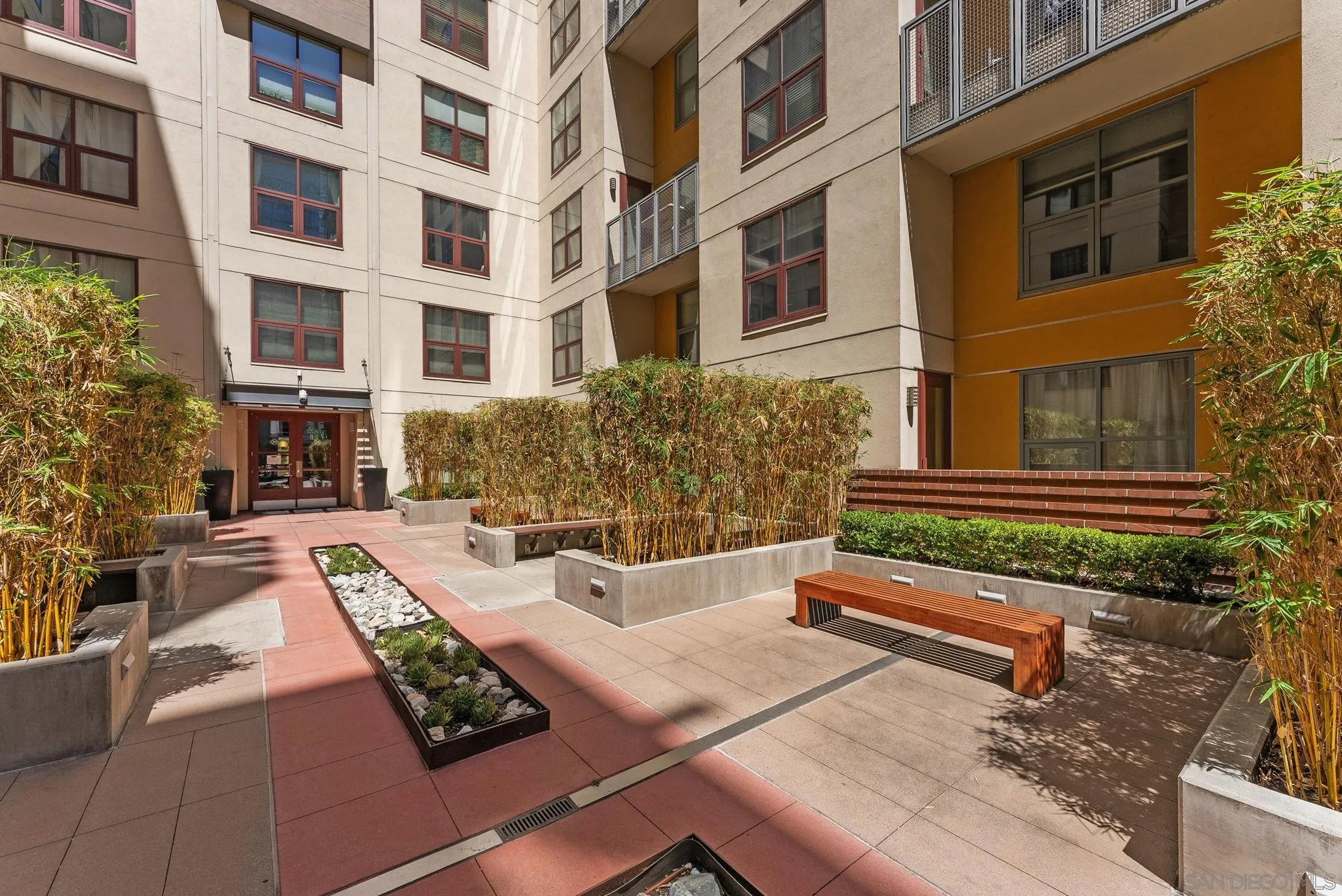 1150 J St Unit 202