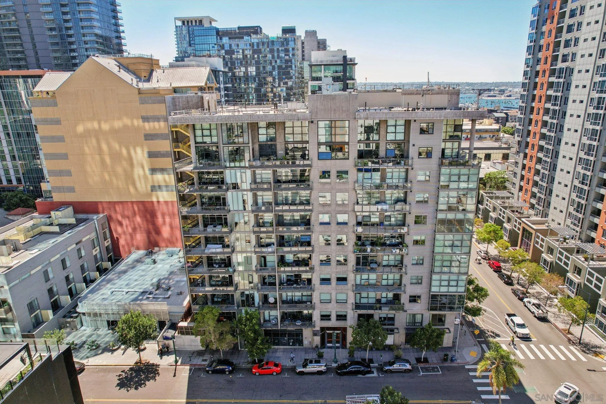 1494 Union St Unit 403