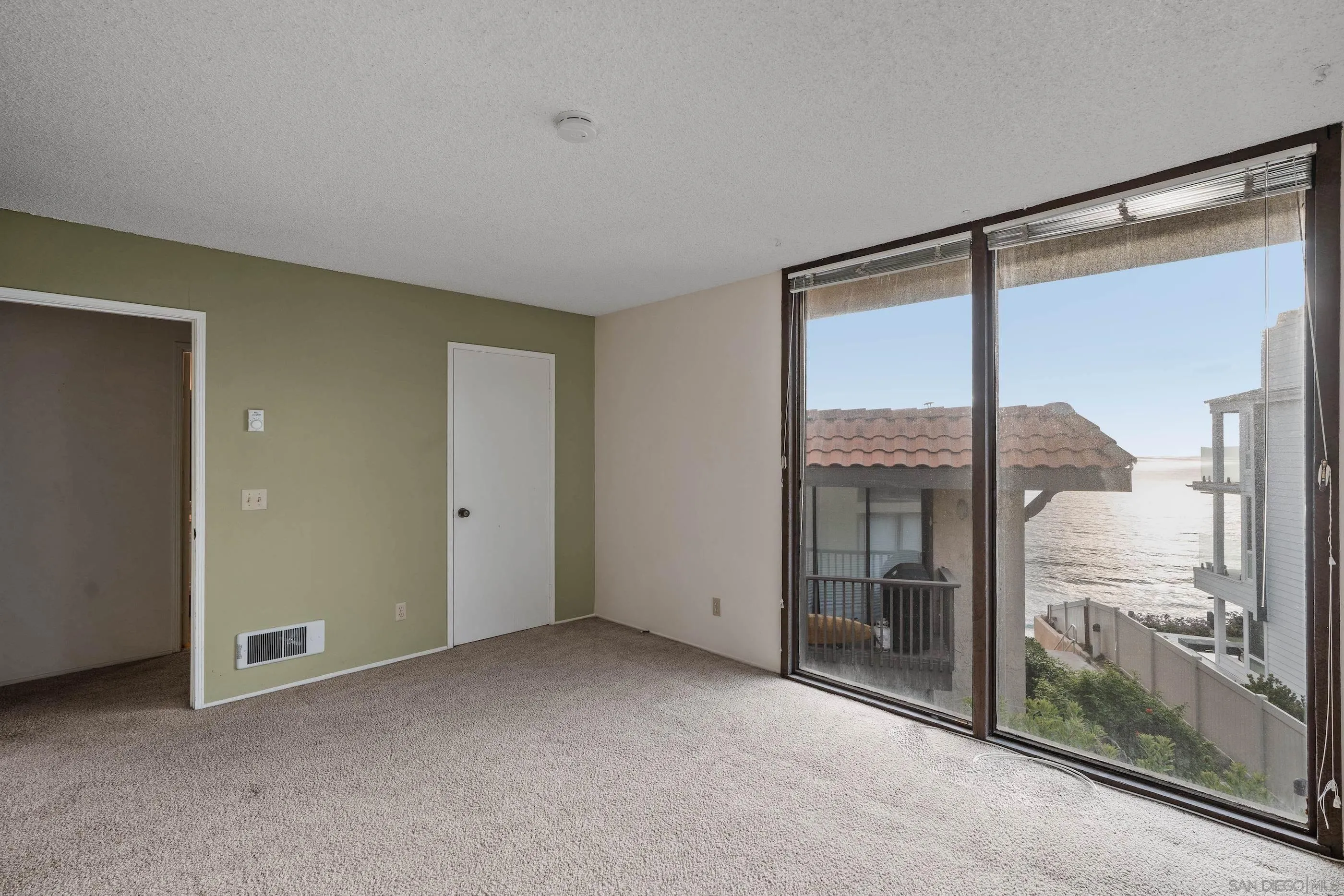 190 Del Mar Shores Ter Unit 83
