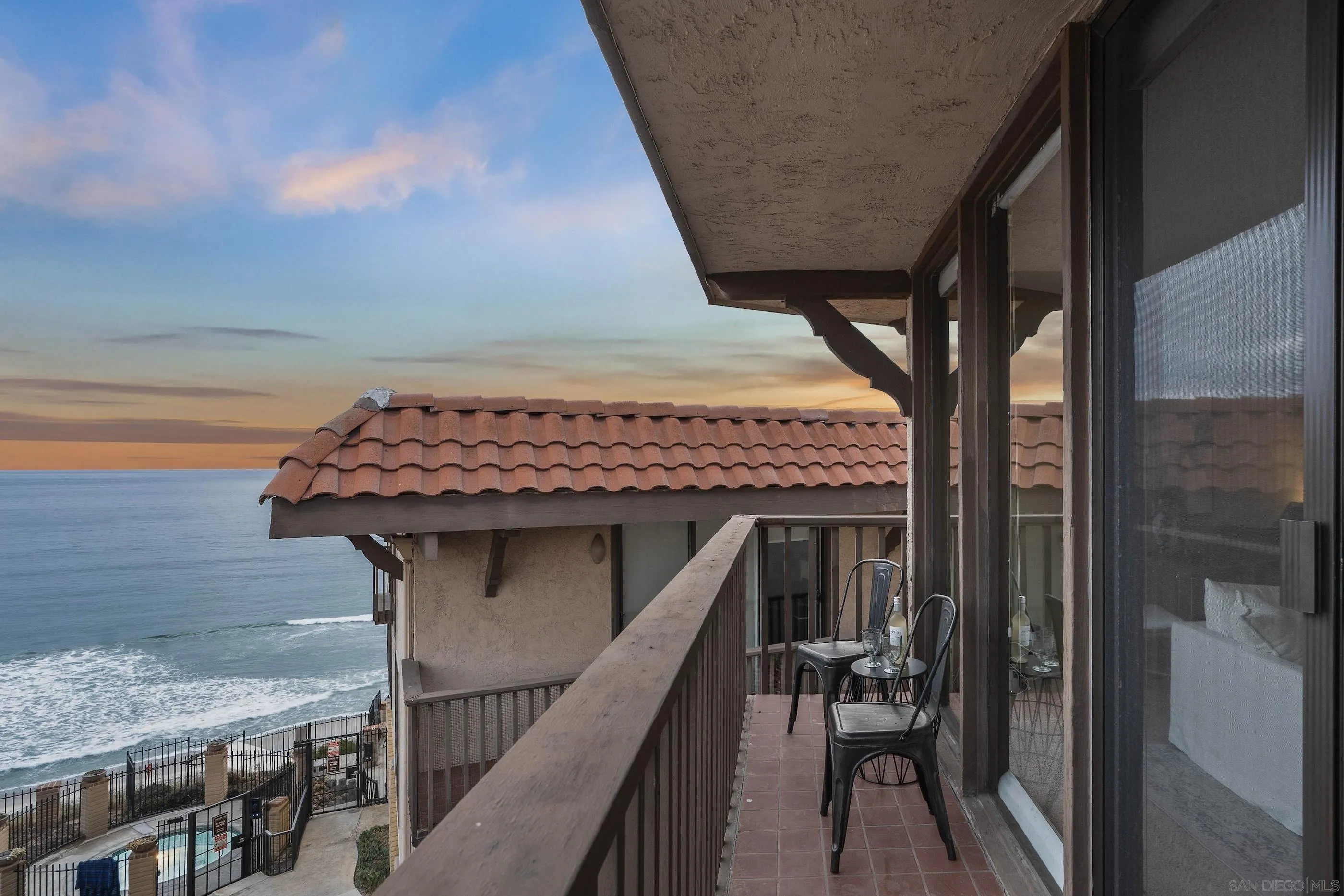 190 Del Mar Shores Ter Unit 83