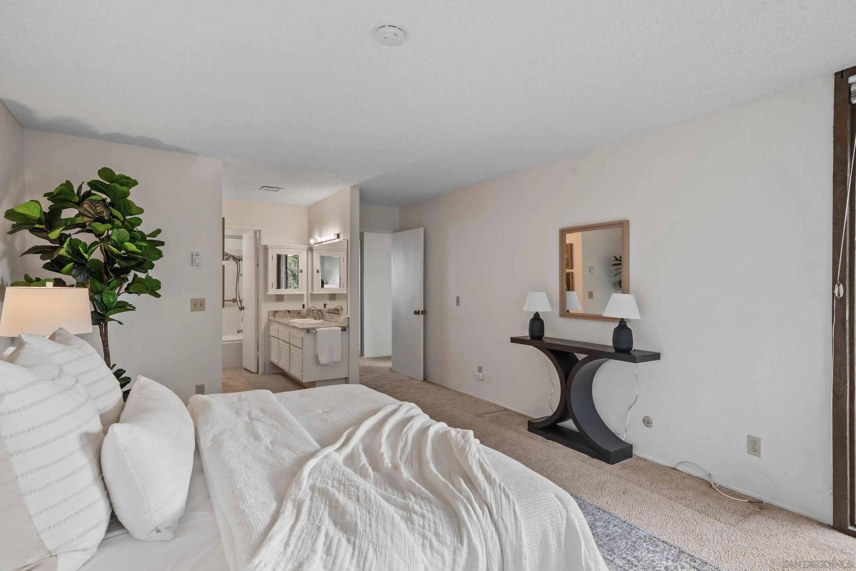 190 Del Mar Shores Ter Unit 83