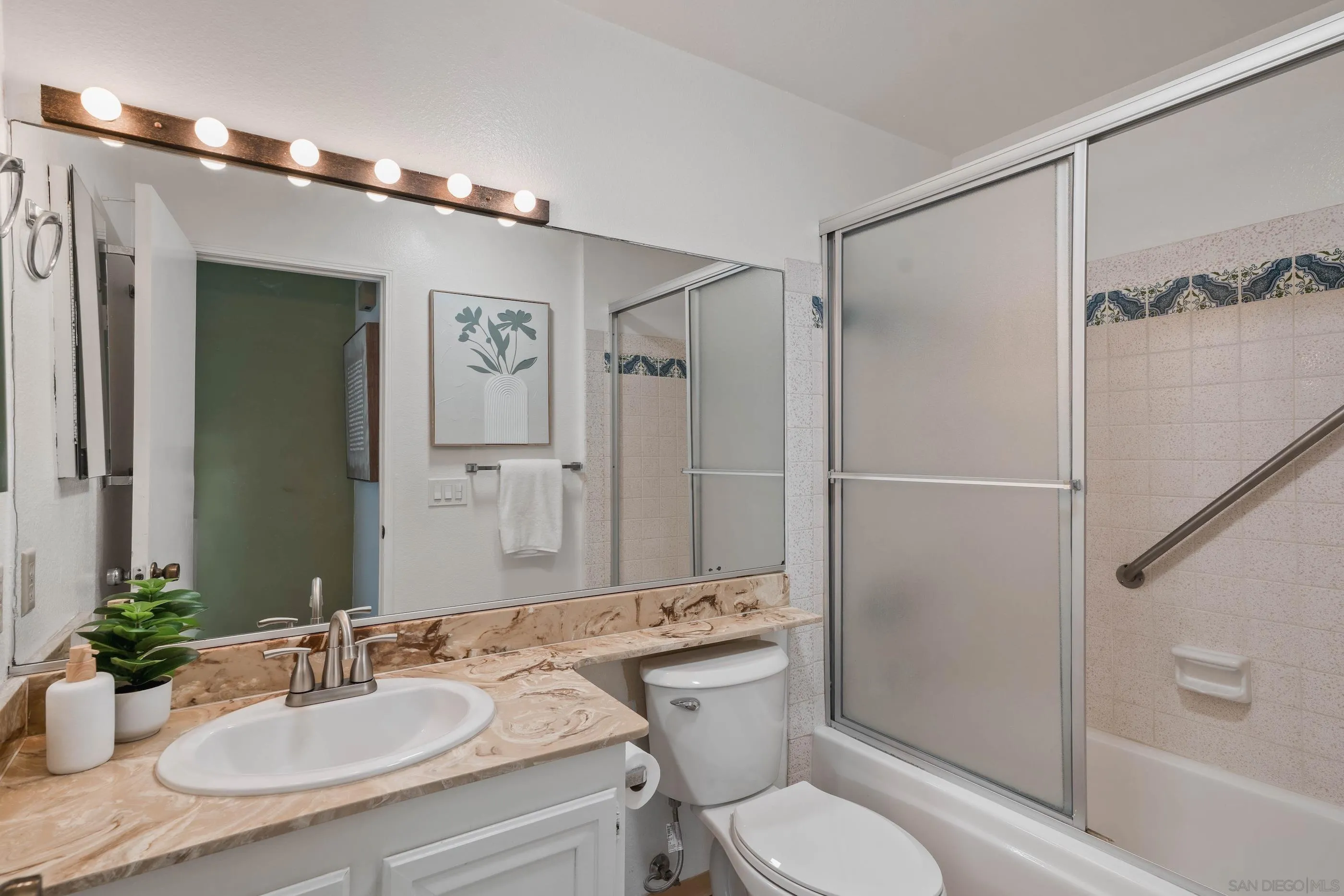 190 Del Mar Shores Ter Unit 83