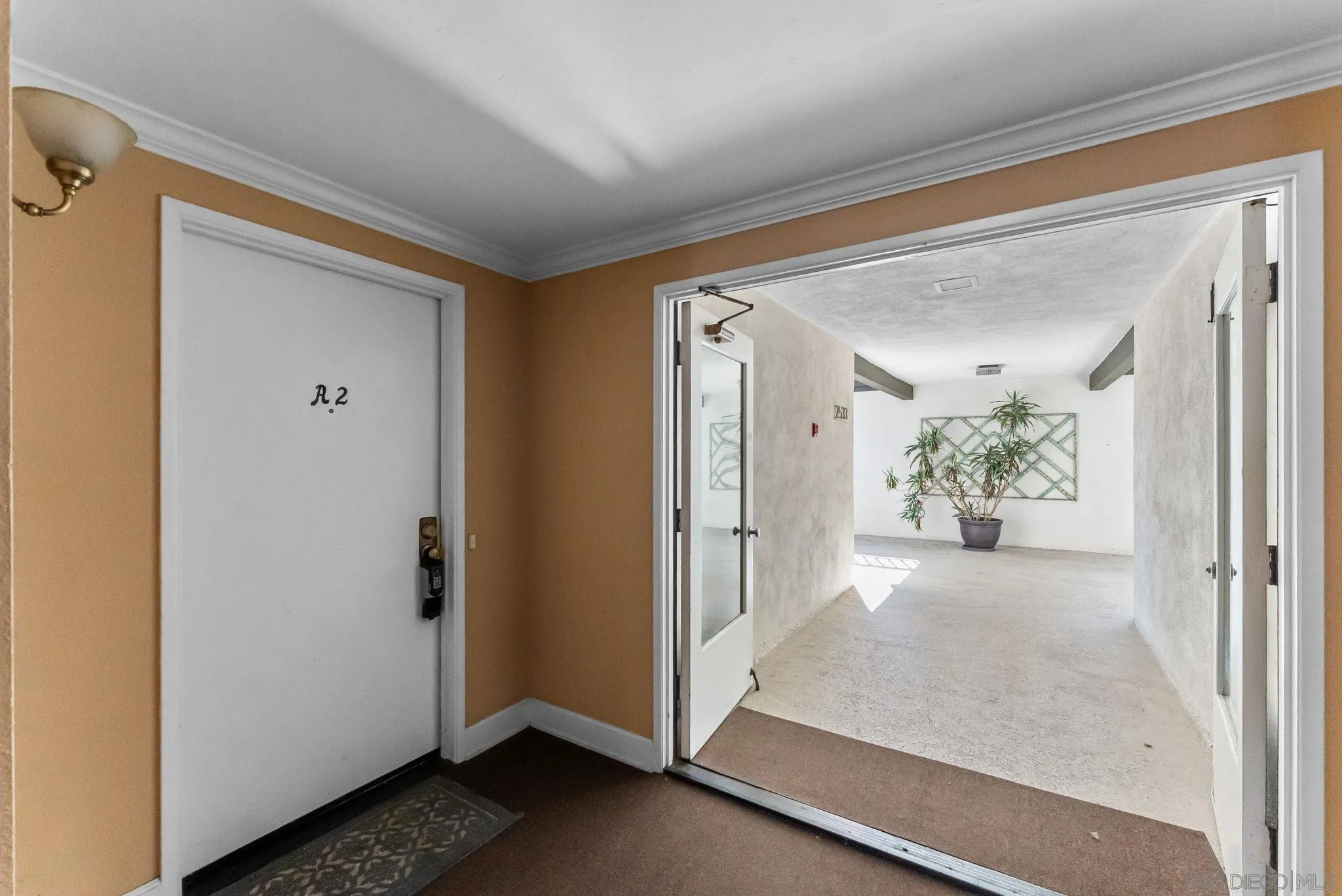 2533 Navarra Dr Unit 2a
