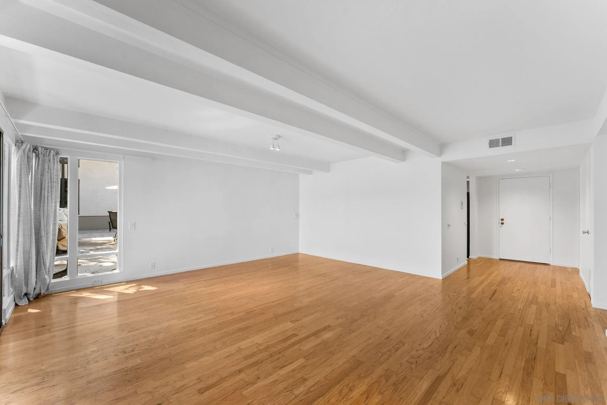 2533 Navarra Dr Unit 2a