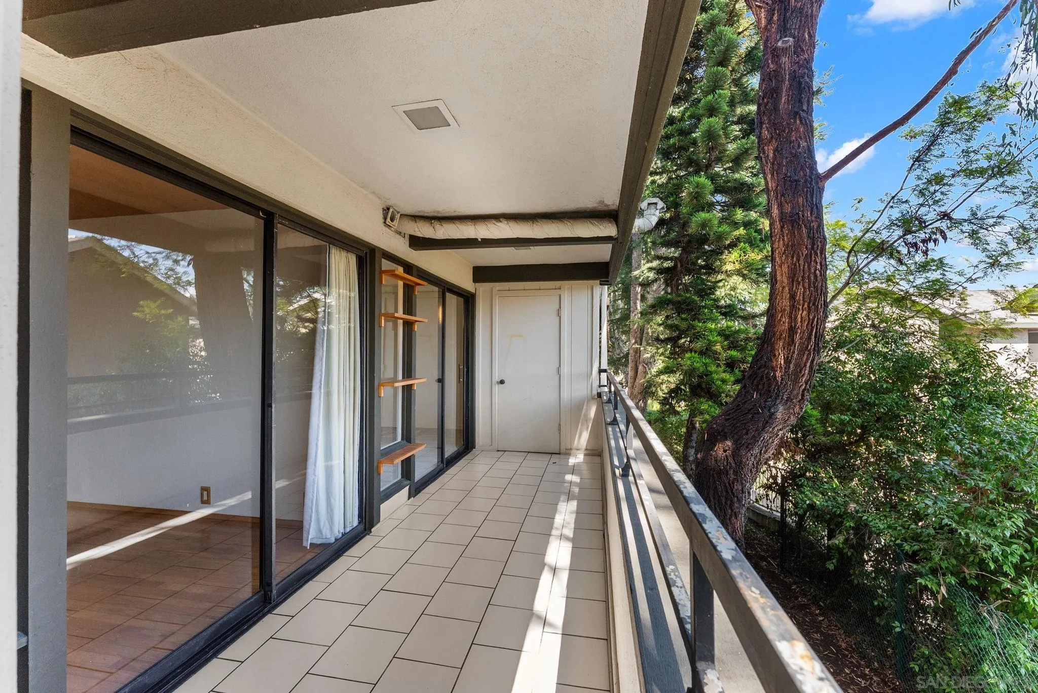 2533 Navarra Dr Unit 2a