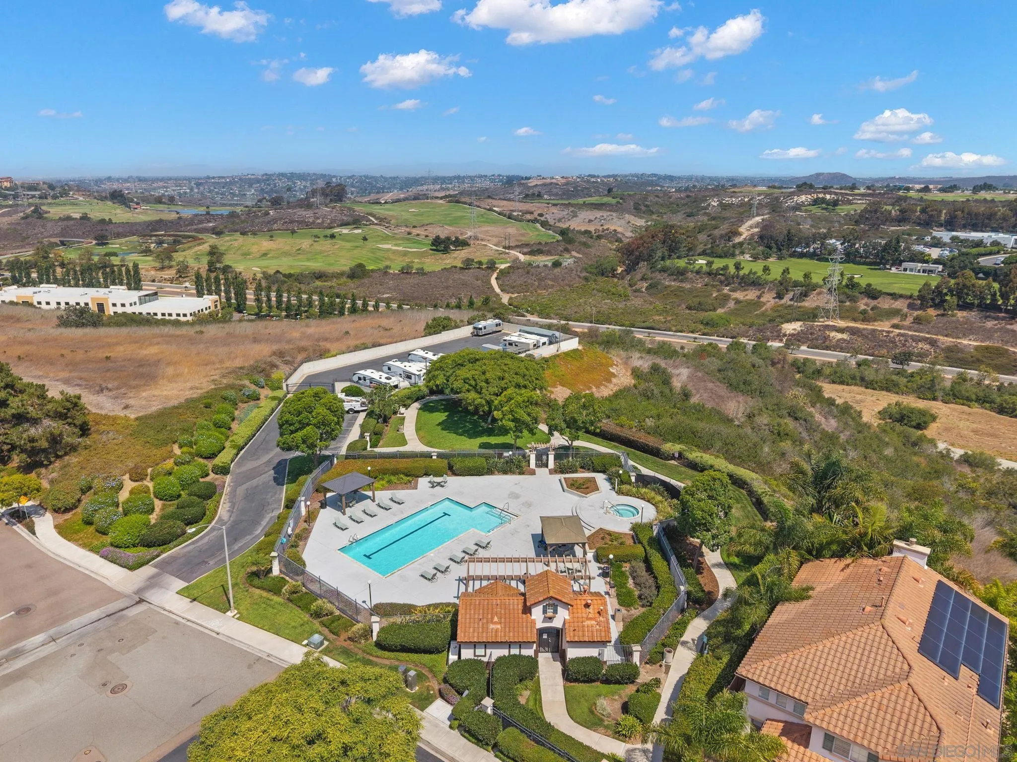 6438 Agate Way