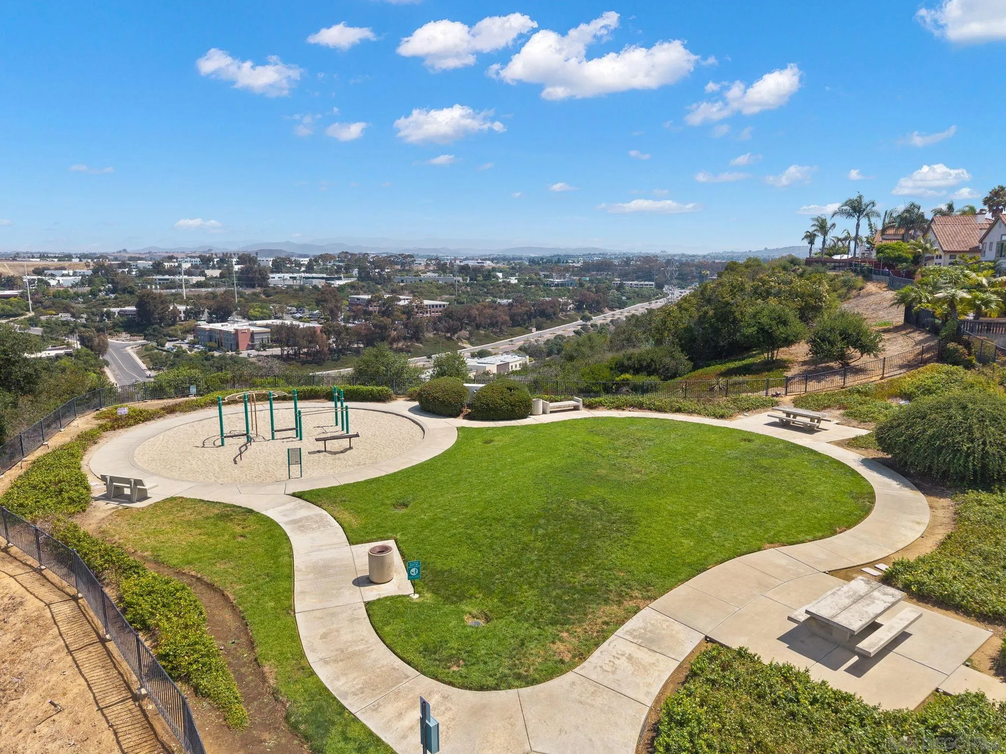6438 Agate Way